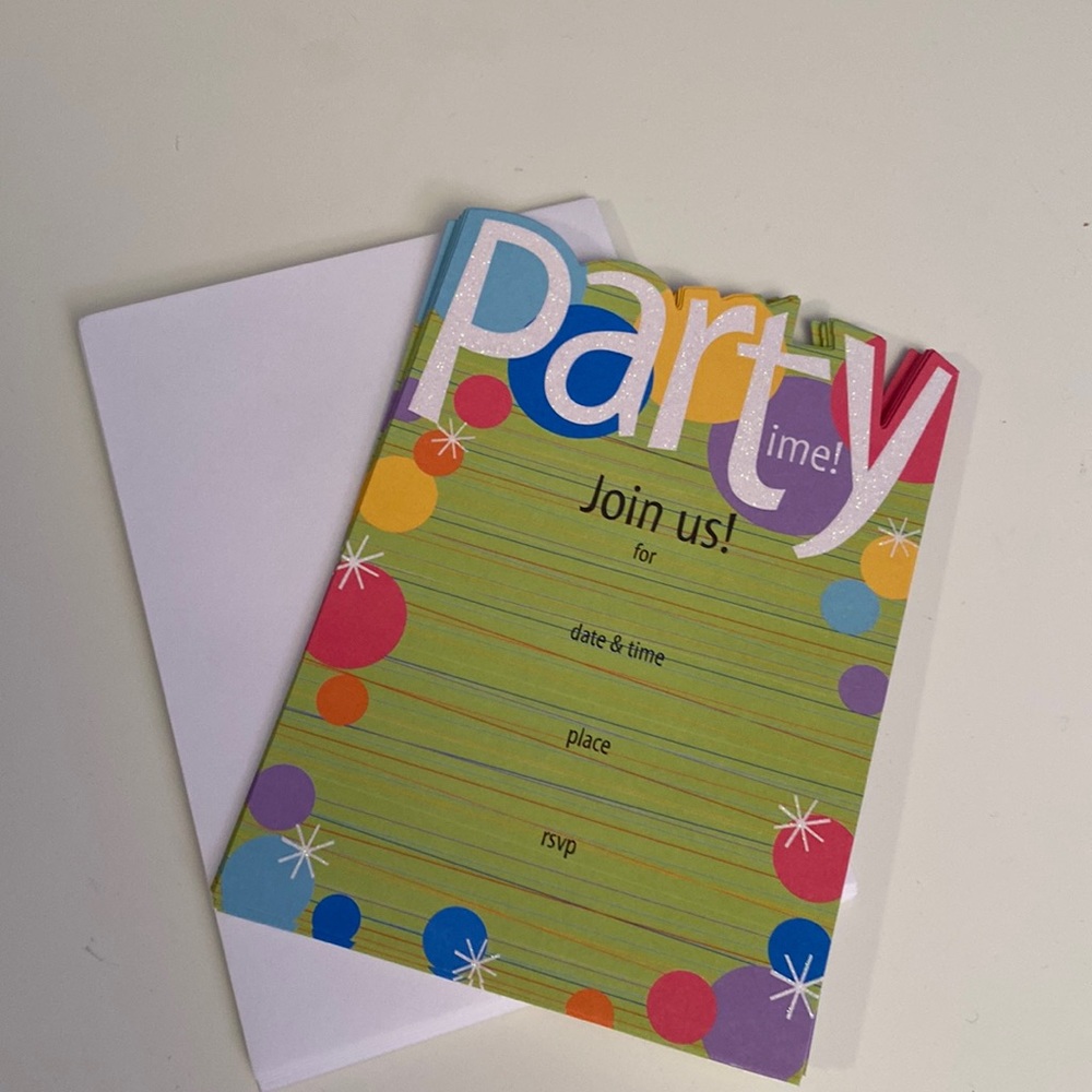 Ten (10) Party invitations 🎉🥳🎉🥳